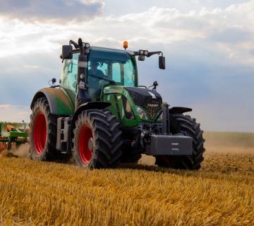 Podsticaji za investicije poljoprivrednih gazdinstava – kupovina traktora 